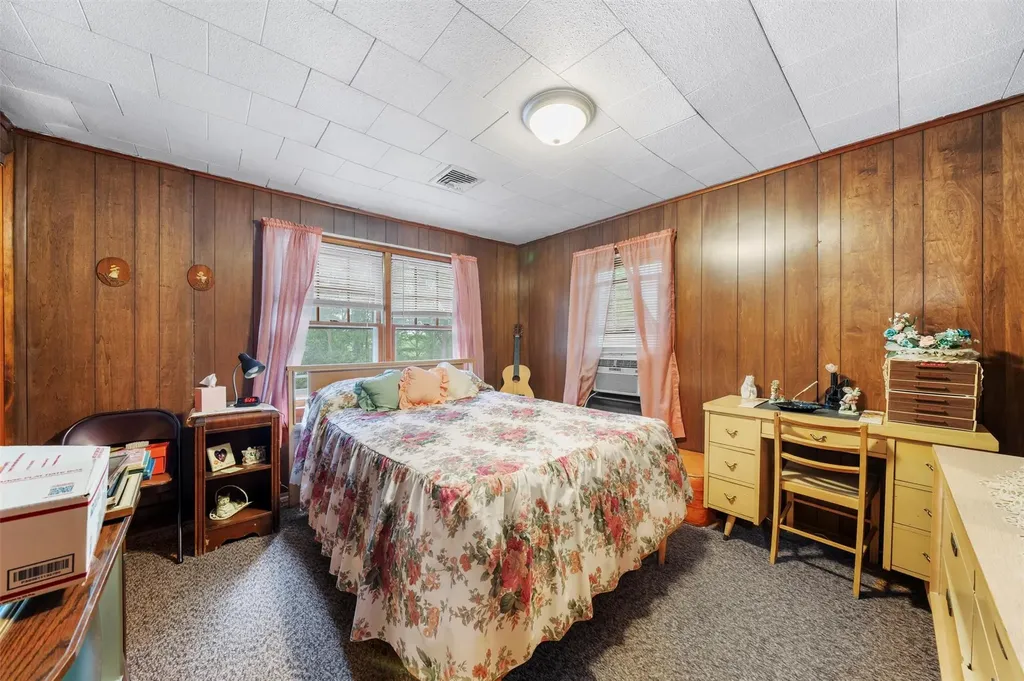 98 High Street Chester NY 10918