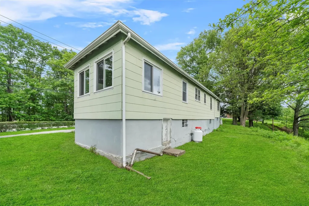 98 High Street Chester NY 10918