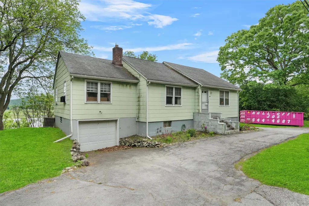 98 High Street Chester NY 10918