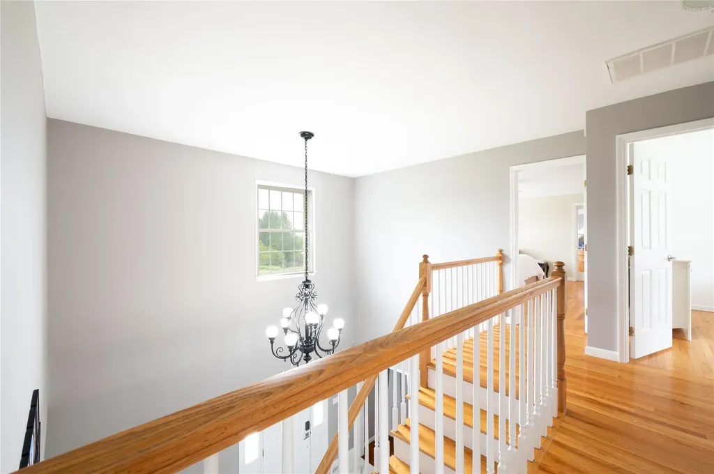 10 Emily Lane Mahopac NY 10541