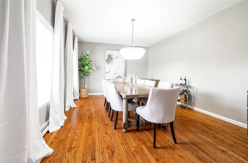 10 Emily Lane Mahopac NY 10541