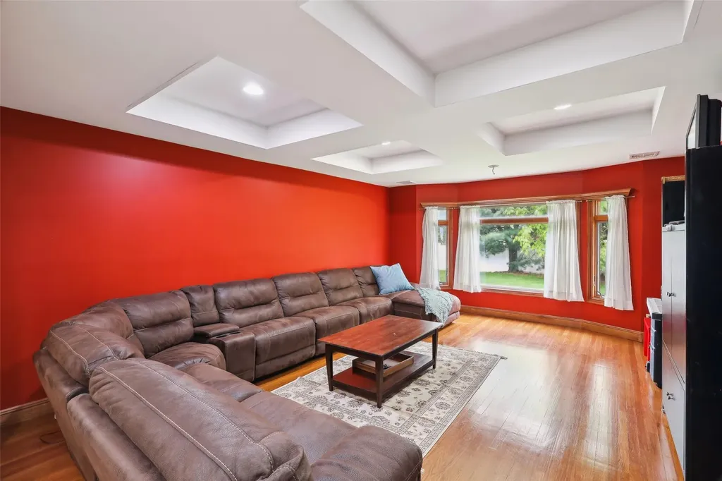 717 The Plain Road Westbury NY 11590