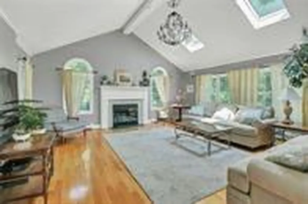 225 Berry Road Monroe NY 10950
