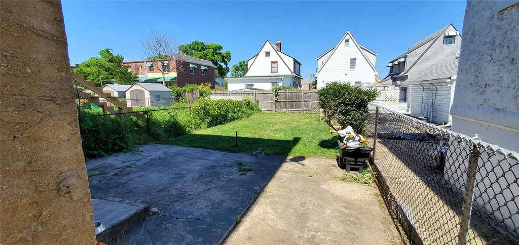 3314 Mickle Bronx NY 10469