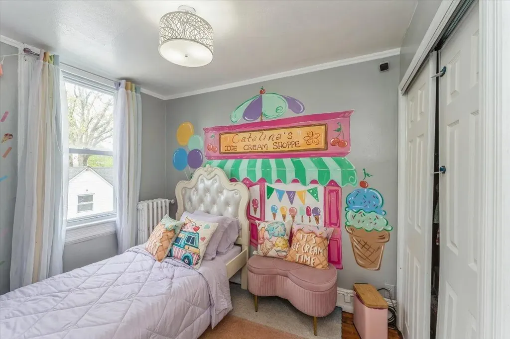 11 Hope Place Freeport NY 11520