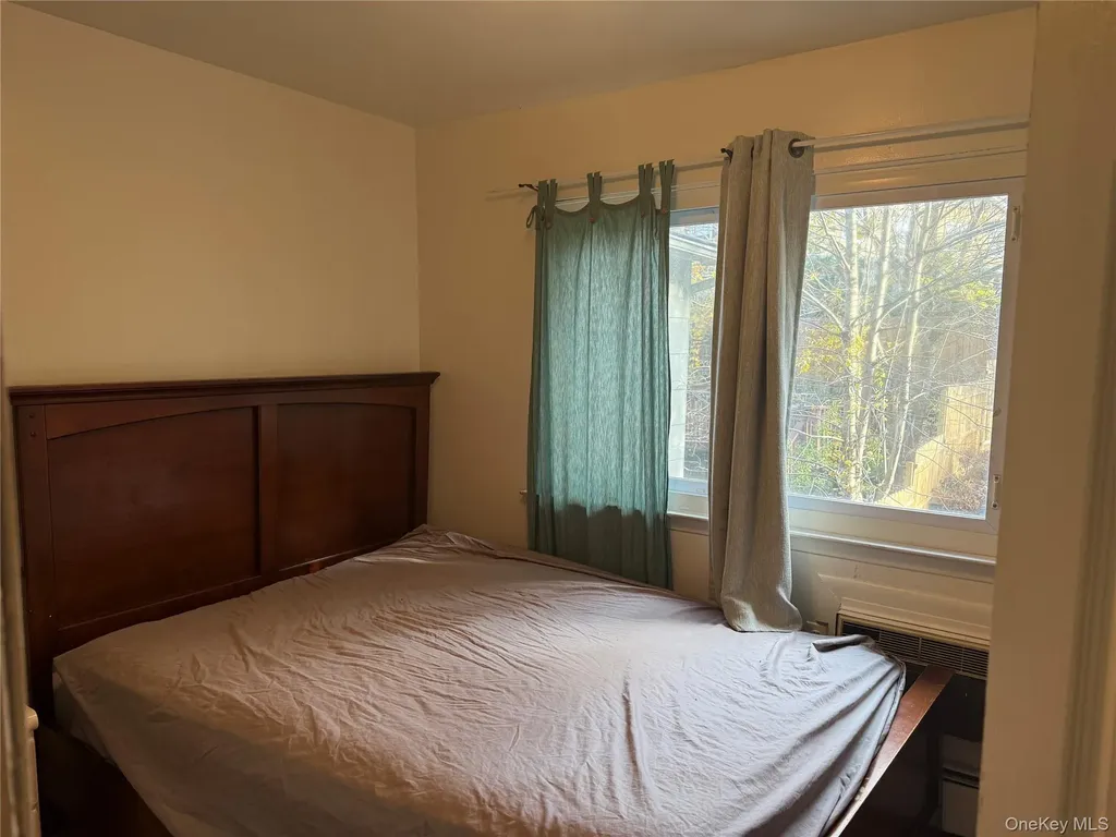 49 Phyllis Drive Pomona NY 10970