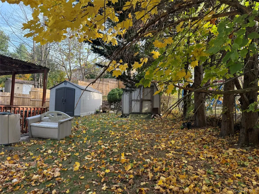 49 Phyllis Drive Pomona NY 10970