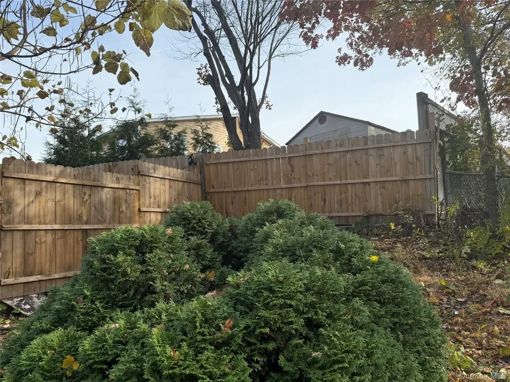49 Phyllis Drive Pomona NY 10970