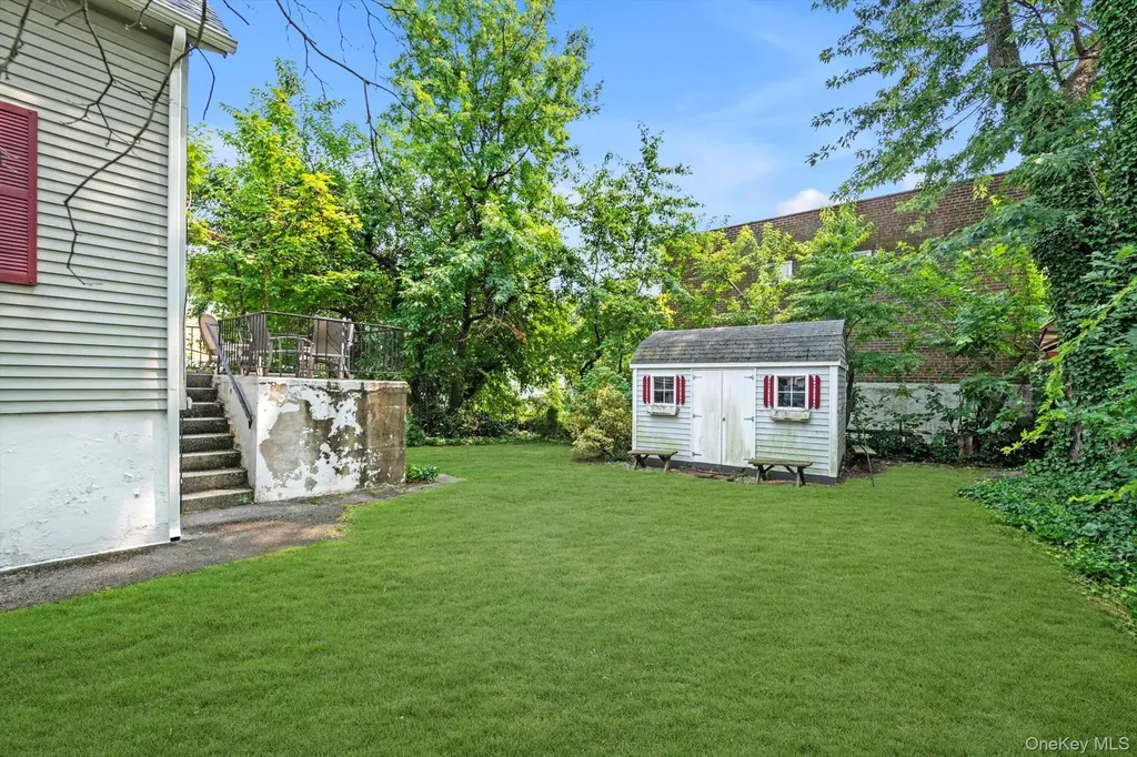 1906 Edenwald Avenue Bronx NY 10466