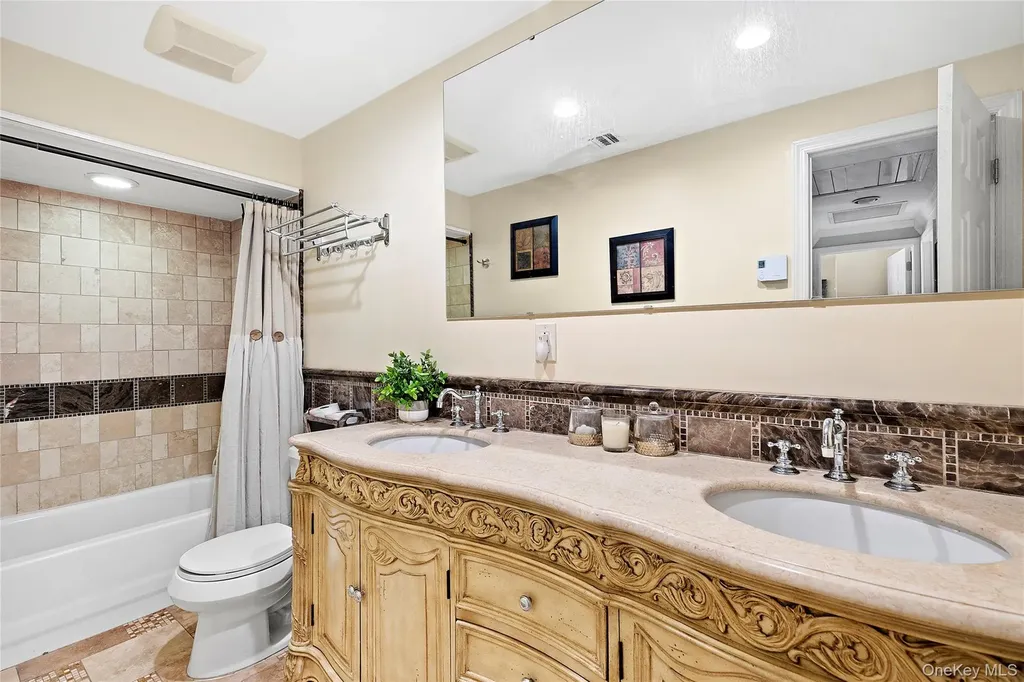 46 S Howell Avenue Centereach NY 11720