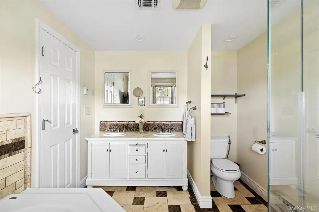 46 S Howell Avenue Centereach NY 11720