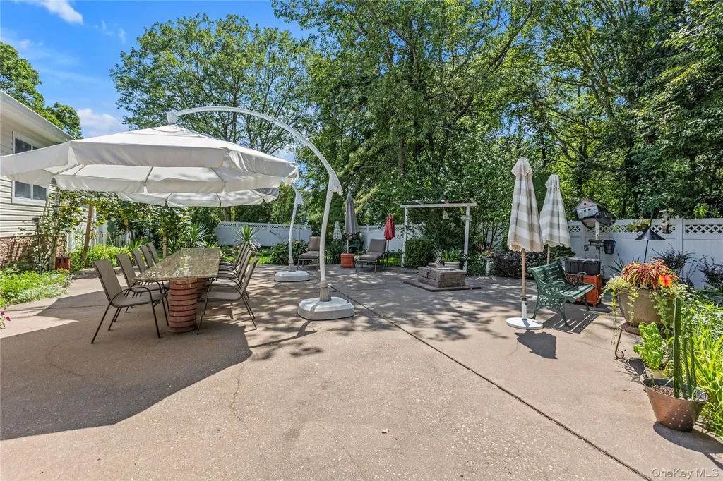 70 Forest Road Centereach NY 11720