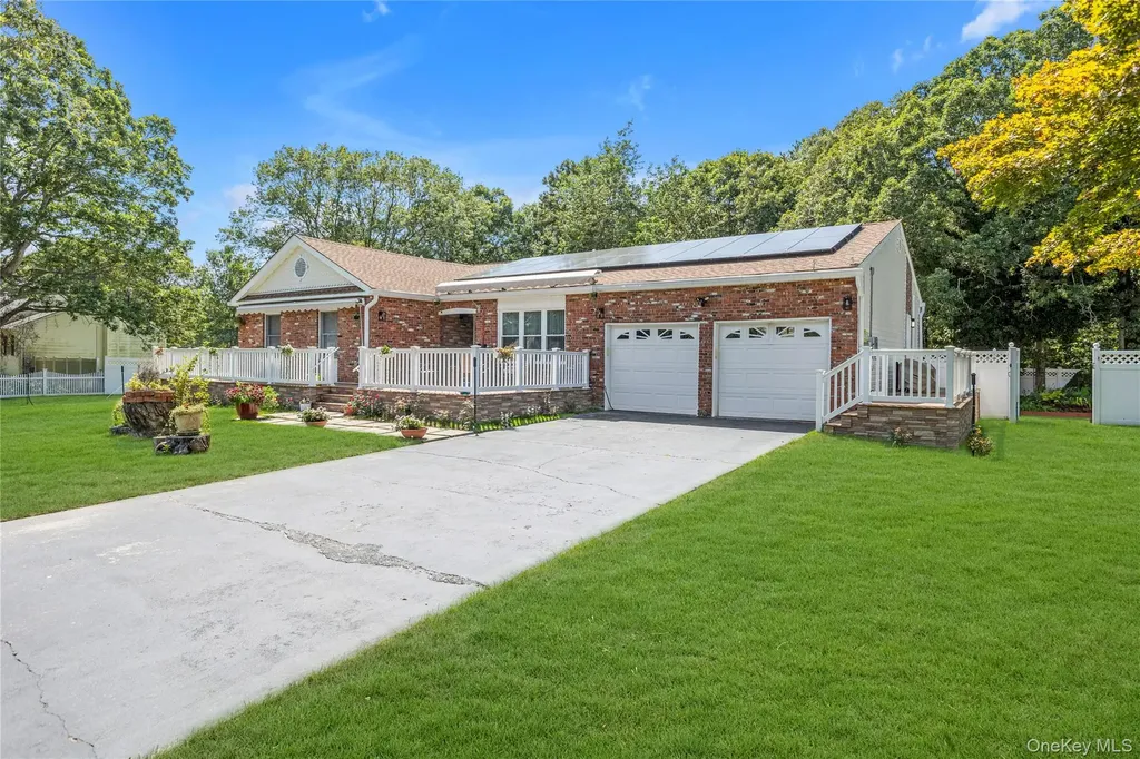 70 Forest Road Centereach NY 11720
