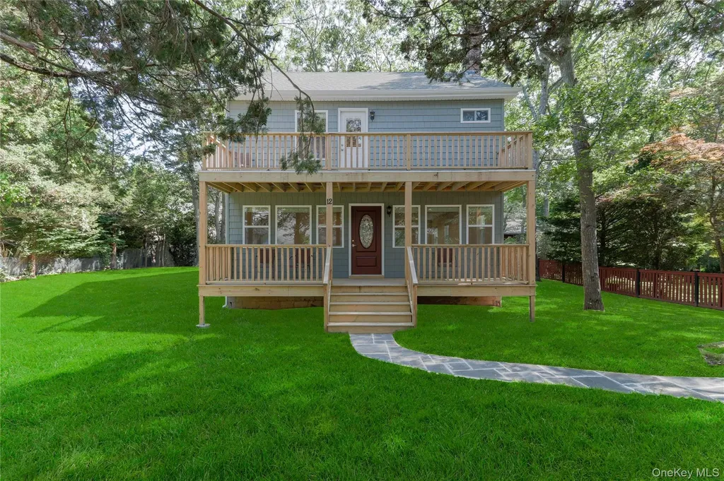 12 14th Street Wading River NY 11792