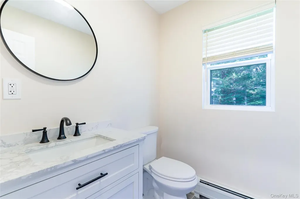 12 14th Street Wading River NY 11792