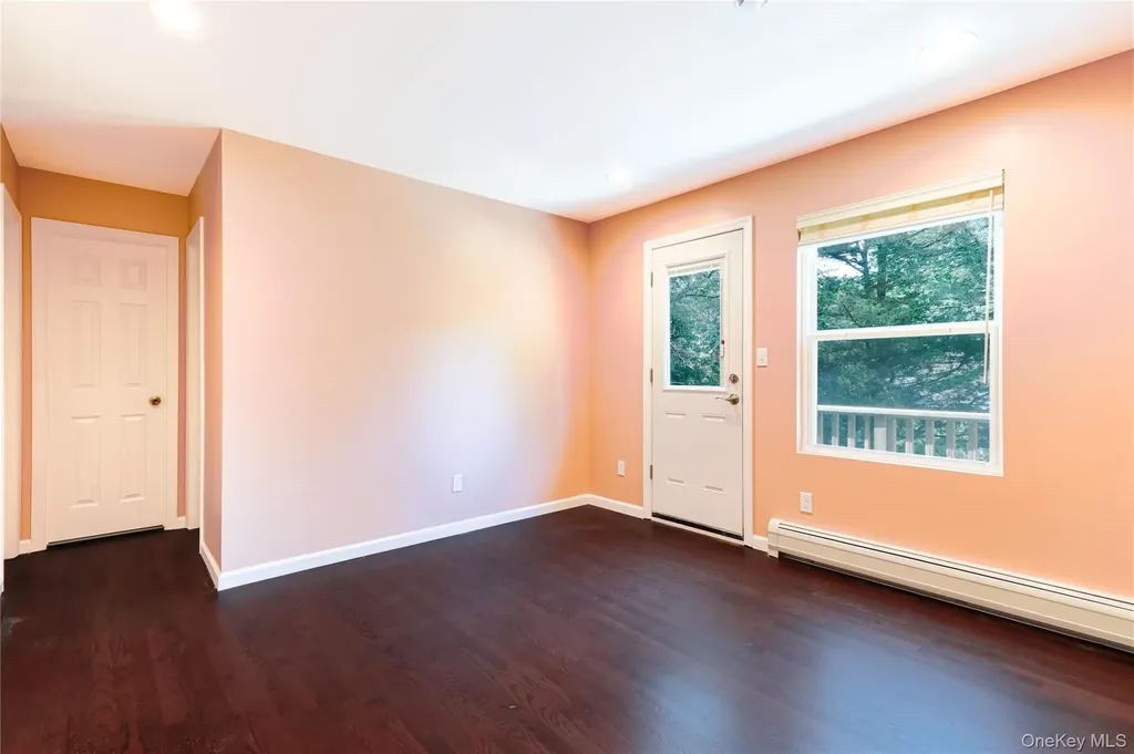 12 14th Street Wading River NY 11792