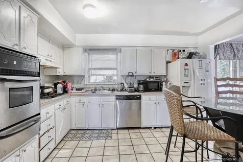 14 Rock Drive Valley Cottage NY 10989