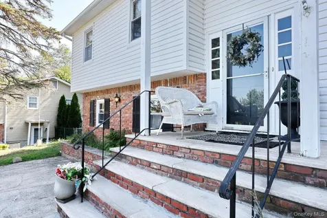 14 Rock Drive Valley Cottage NY 10989