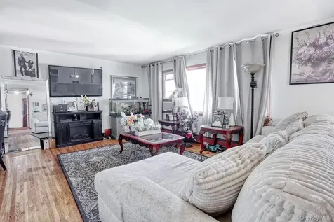 14 Rock Drive Valley Cottage NY 10989