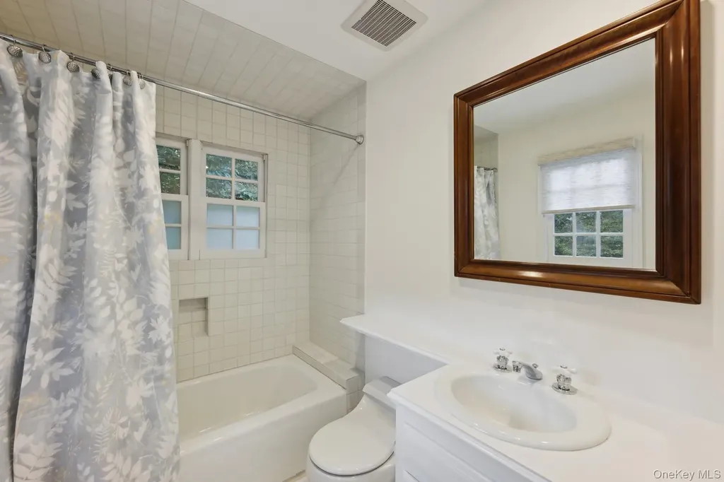 62 Beach Lane Westhampton Beach NY 11978
