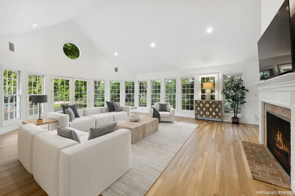 62 Beach Lane Westhampton Beach NY 11978