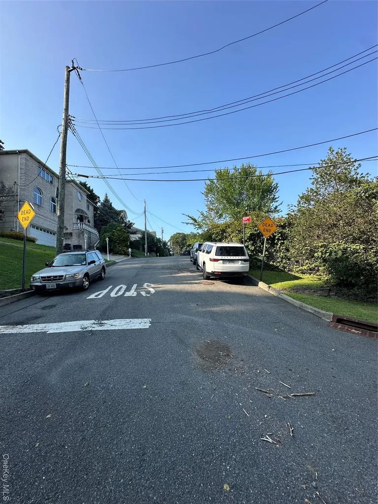 1 Douglas Court Staten Island NY