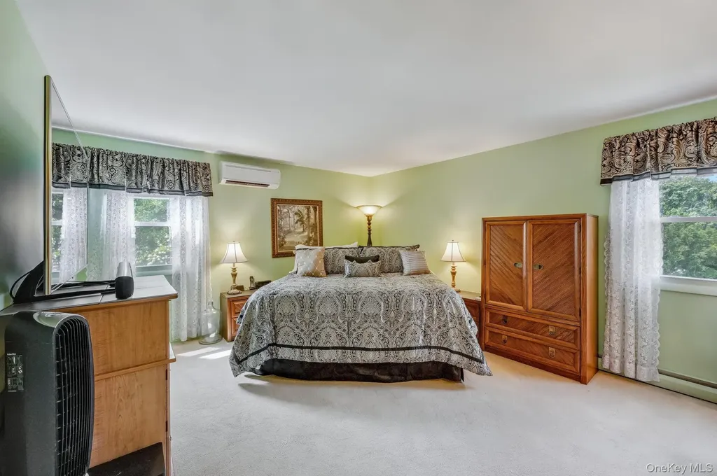 20 Peppermint Road Commack NY 11725
