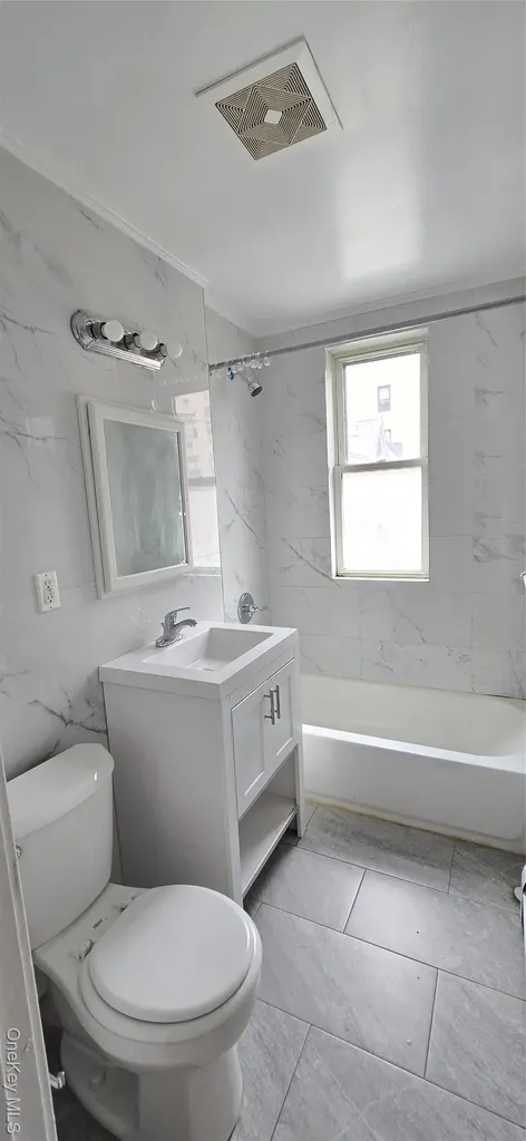 4607 79th Street Elmhurst NY 11373