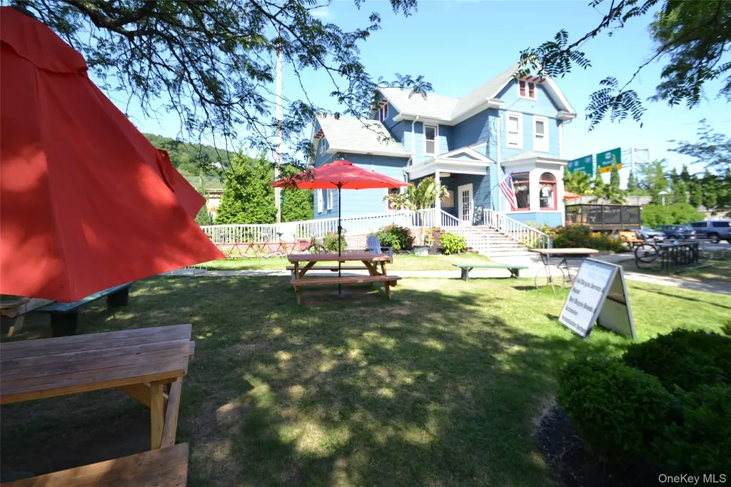 282 S Broadway Nyack NY 10960