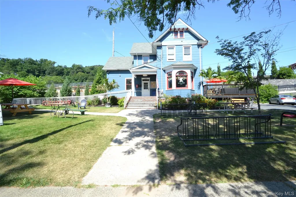 282 S Broadway Nyack NY 10960