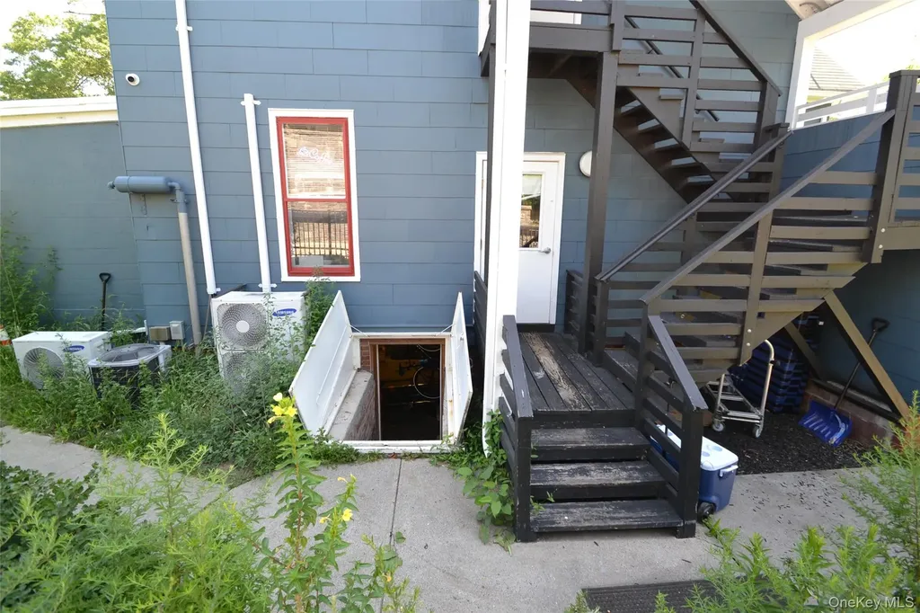282 S Broadway Nyack NY 10960