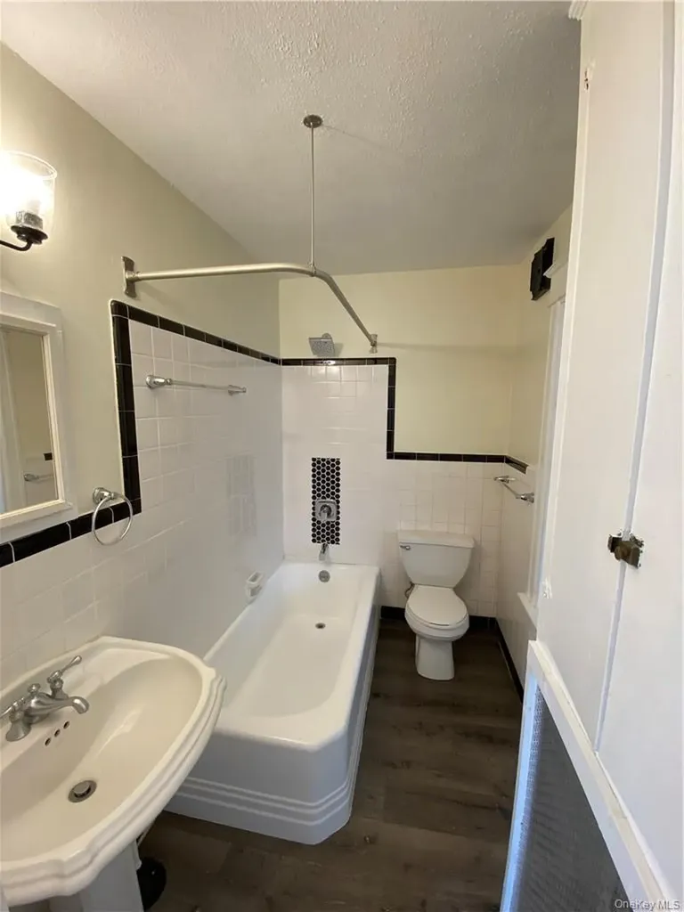 20 S White Street Poughkeepsie NY 12601