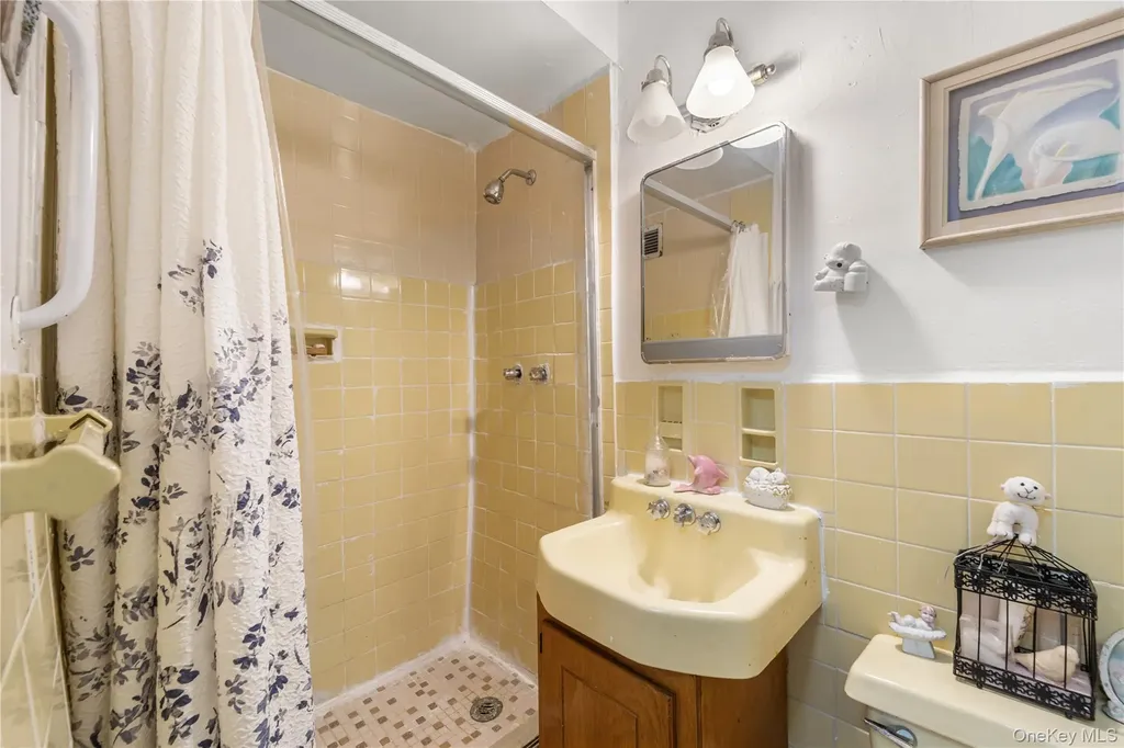 1020 Grand Concourse Bronx NY 10451