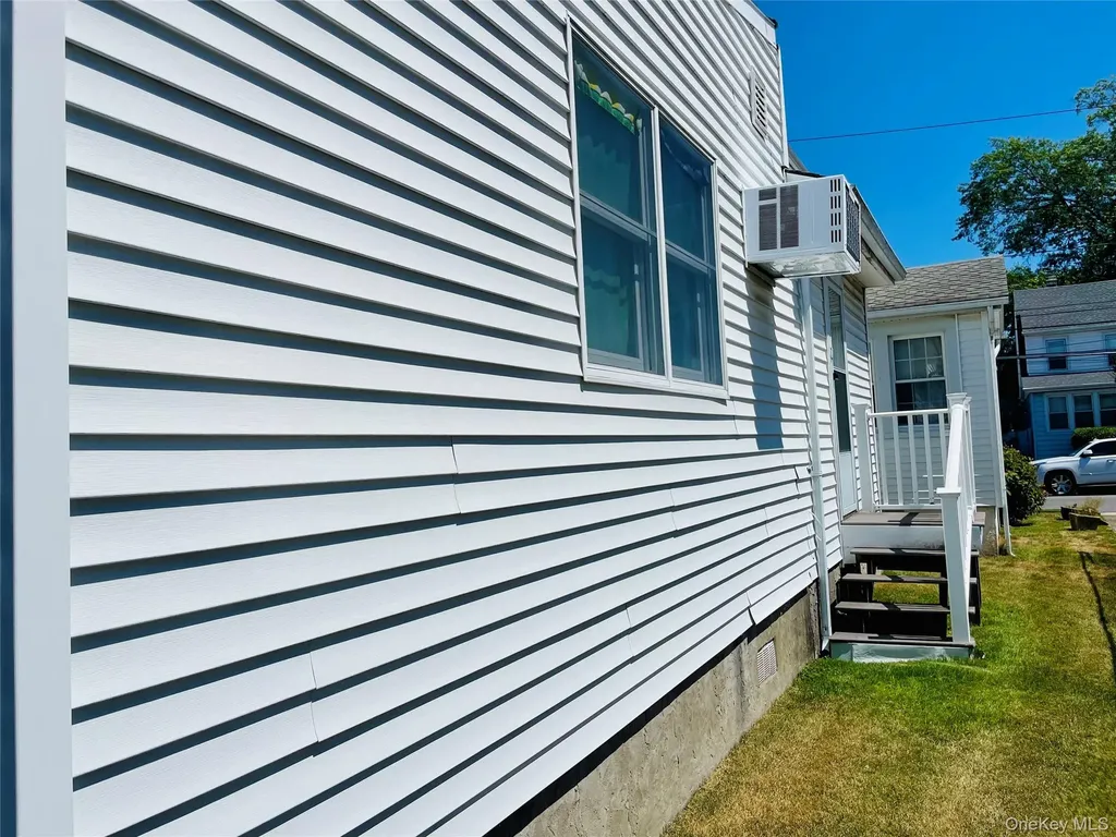 369 Hewlett Parkway Hewlett NY 11557