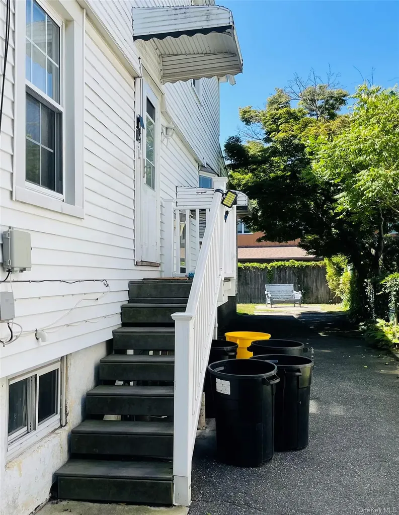369 Hewlett Parkway Hewlett NY 11557