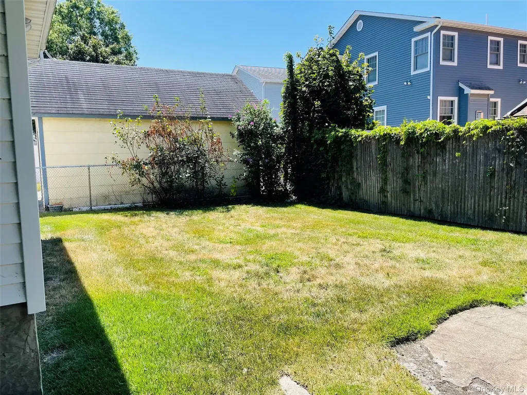 369 Hewlett Parkway Hewlett NY 11557