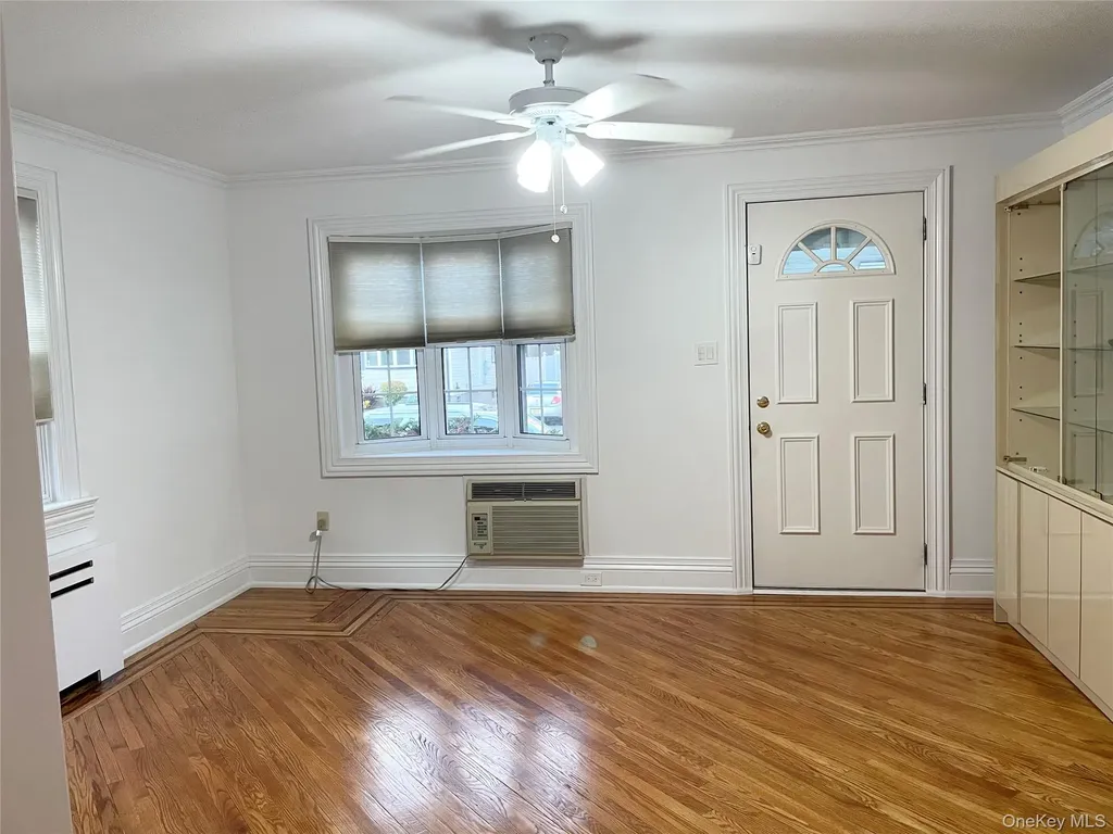 369 Hewlett Parkway Hewlett NY 11557
