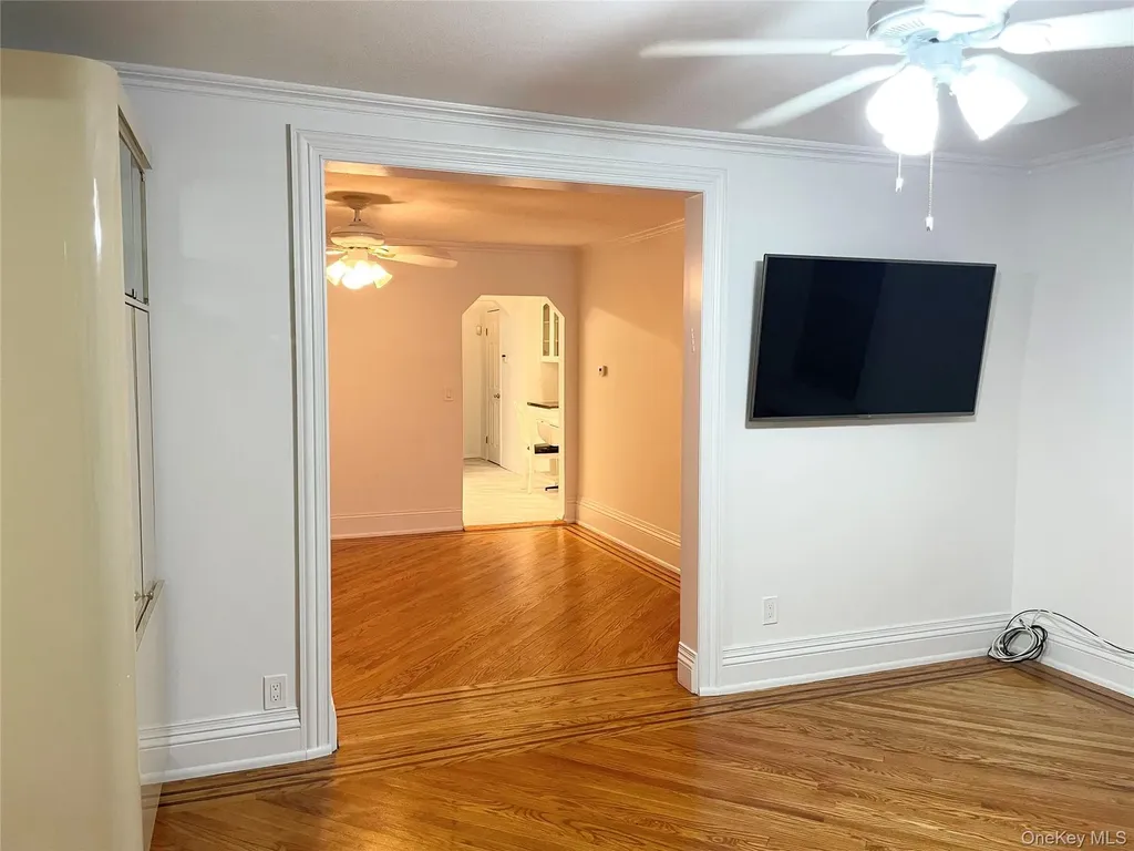 369 Hewlett Parkway Hewlett NY 11557