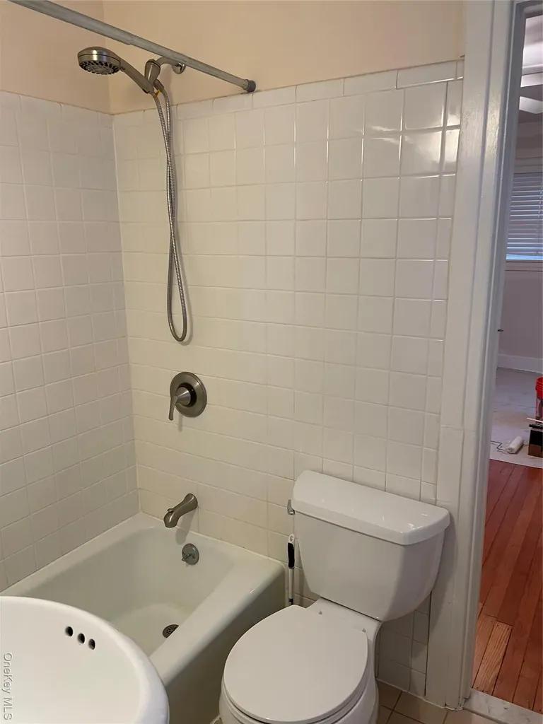 65 Lenox Avenue Lynbrook NY 11563