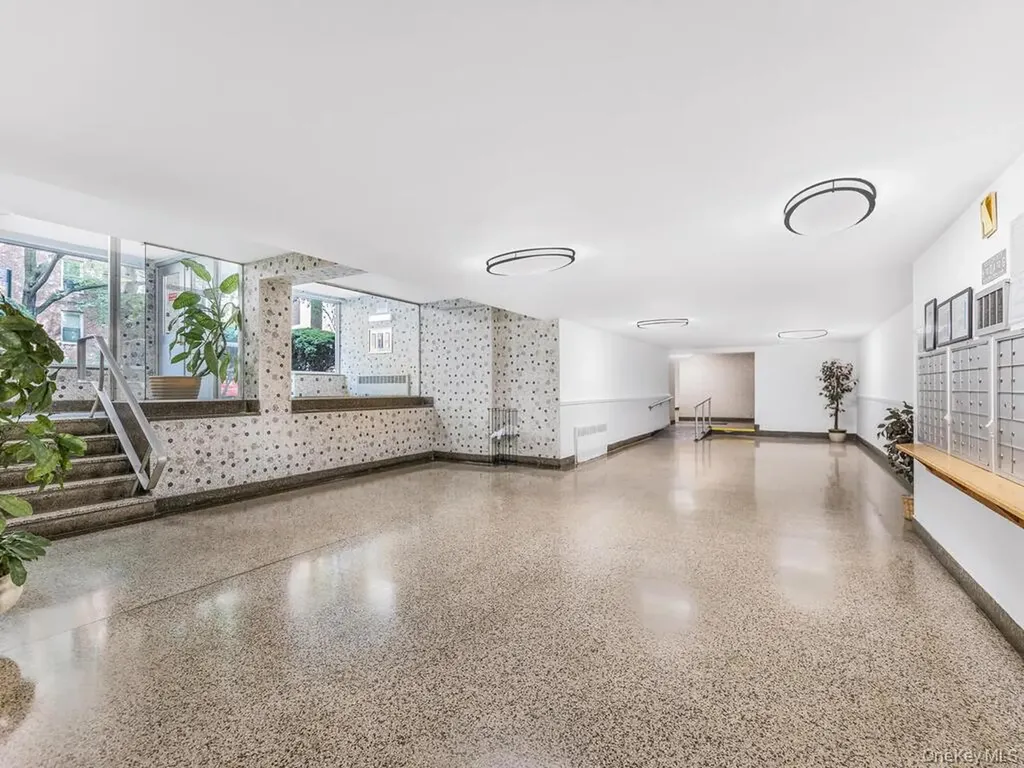 1425 Thieriot Avenue Bronx NY 10460