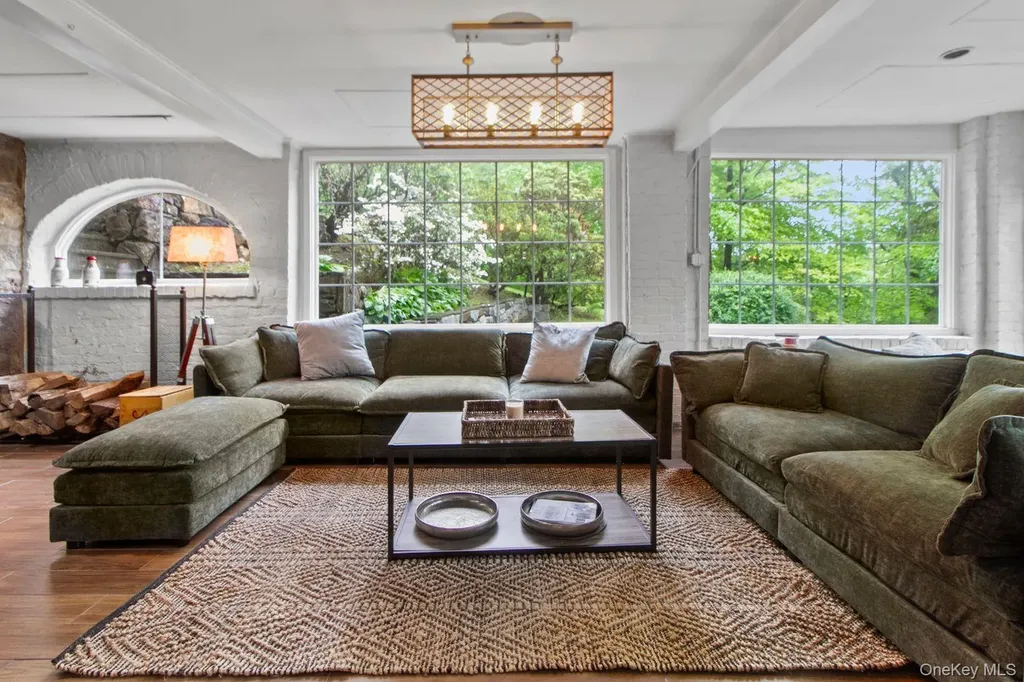 70 Spring Valley Road Ossining NY 10562
