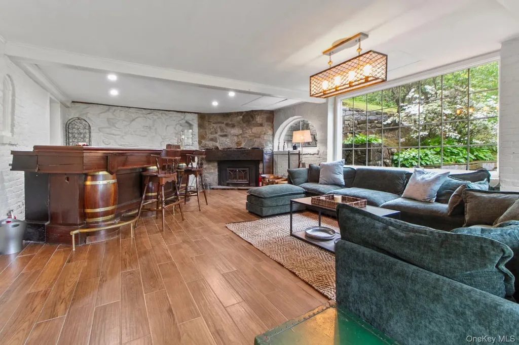 70 Spring Valley Road Ossining NY 10562