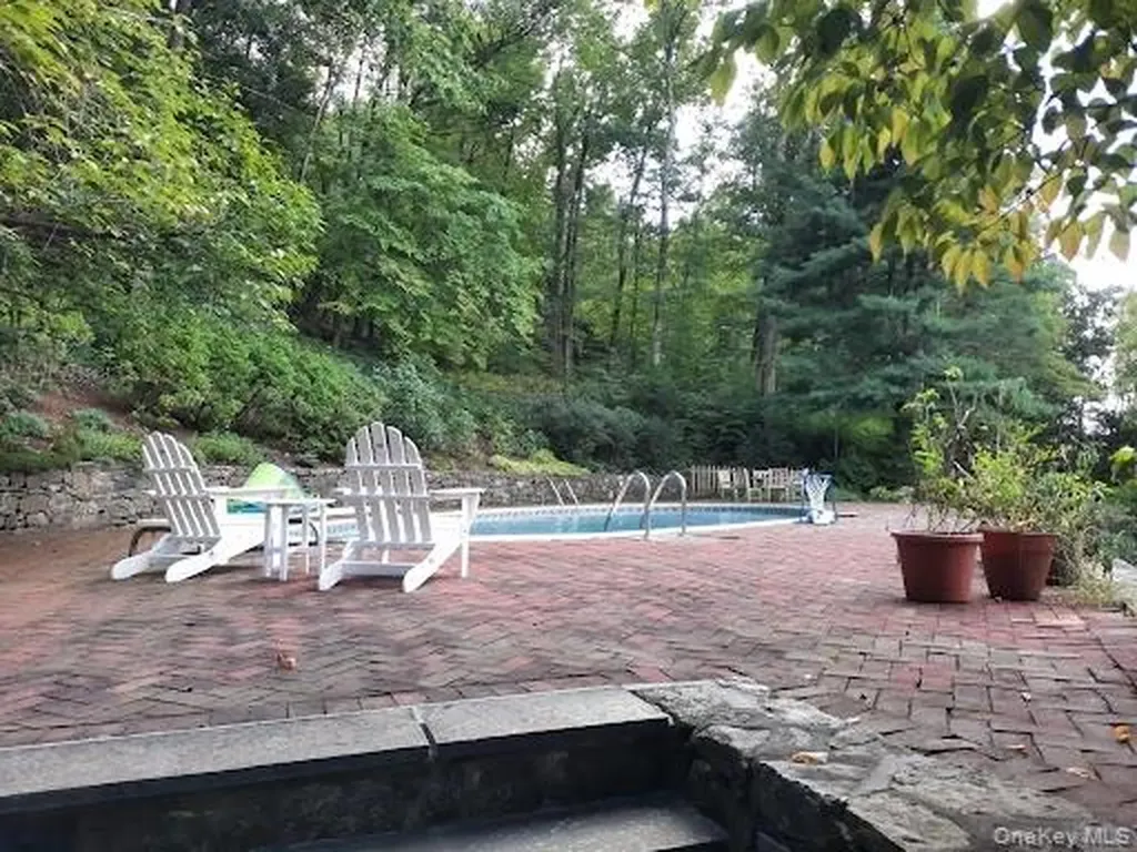 70 Spring Valley Road Ossining NY 10562