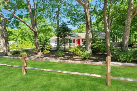 46 Sherwood Road Hampton Bays NY 11946