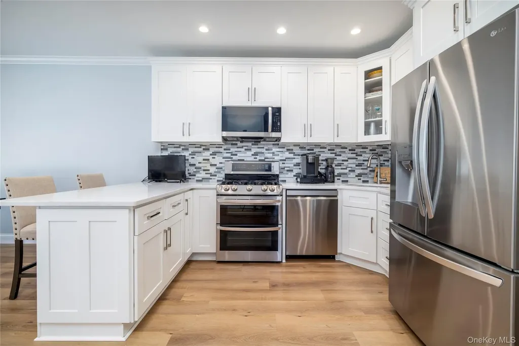 340 East Pine Street Long Beach NY 11561
