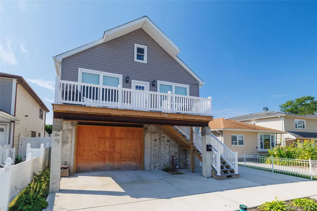 340 East Pine Street Long Beach NY 11561