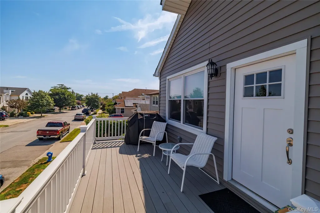 340 East Pine Street Long Beach NY 11561