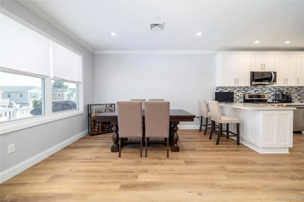 340 East Pine Street Long Beach NY 11561
