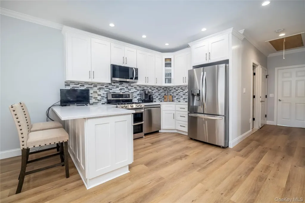 340 East Pine Street Long Beach NY 11561