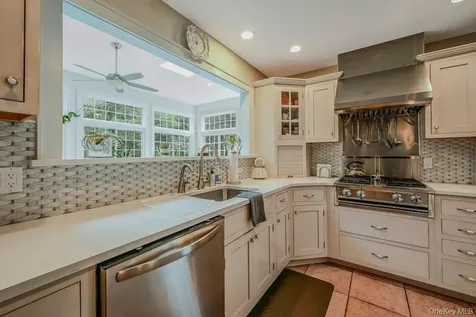 1000 Green Hill Lane Greenport NY 11944